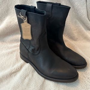 NWT Hudson London Handcrafted Washed Leather Boots